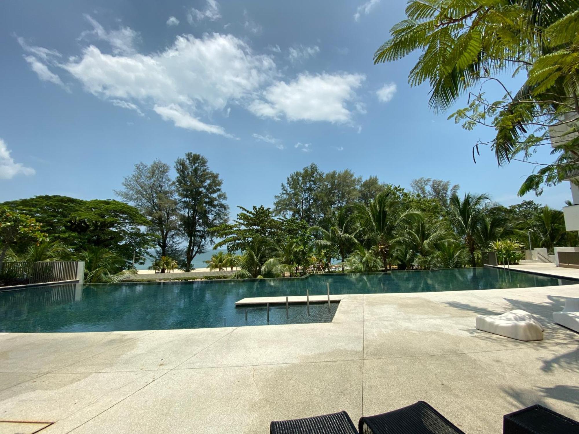 By The Sea Cozy Beachfront Home 253 Batu Ferringhi Exterior photo